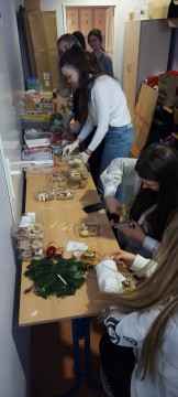 "Weihnachtsbäckerei Kopernik Brzesko"