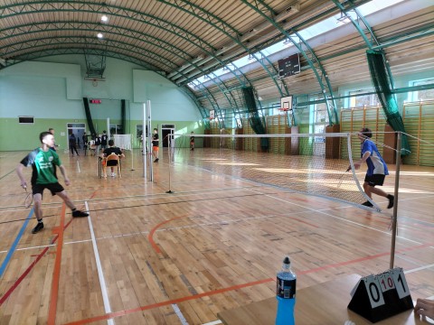 POWIATOWA LICEALIADA W BADMINTONIE DRUŻYNOWYM