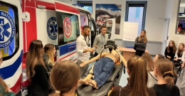 Uczniowie LO z wizytą na Krakowskiej Akademii im. Andrzeja Frycza Modrzewskiego